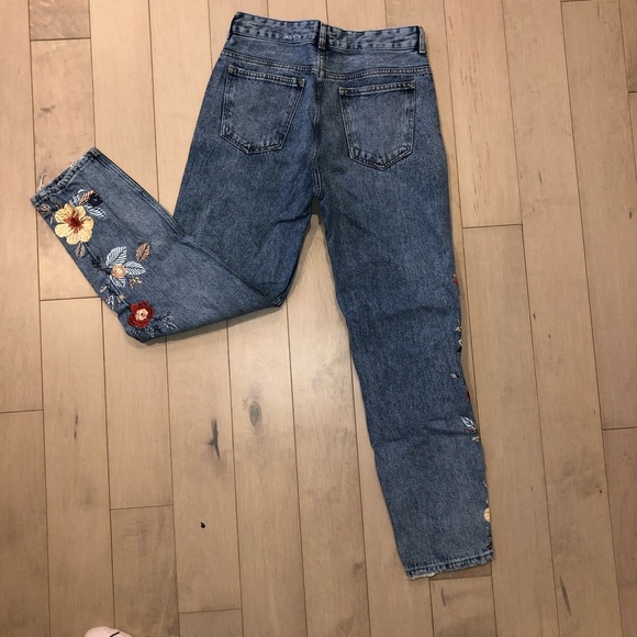 MNG embroid straight jeans - Picture 2 of 6